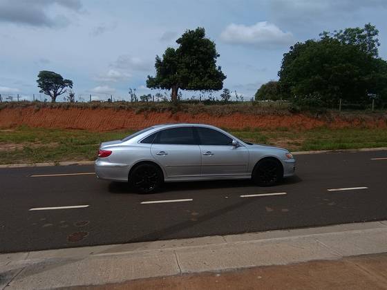 HYUNDAI AZERA 3.3 MPFI GLS SEDAN V6 24V GASOLINA 4P AUTOMÁTICO